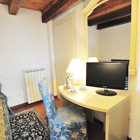 Furlani Apartment *