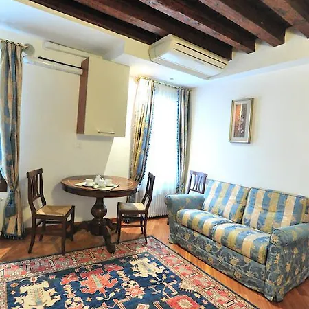 Furlani Apartment *